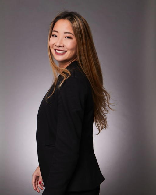 Perng Aw works with businesses keen on entering or expanding in Asia-Pacific and the UAE