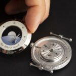 Assembling the case (Credit: Johann Sauty)