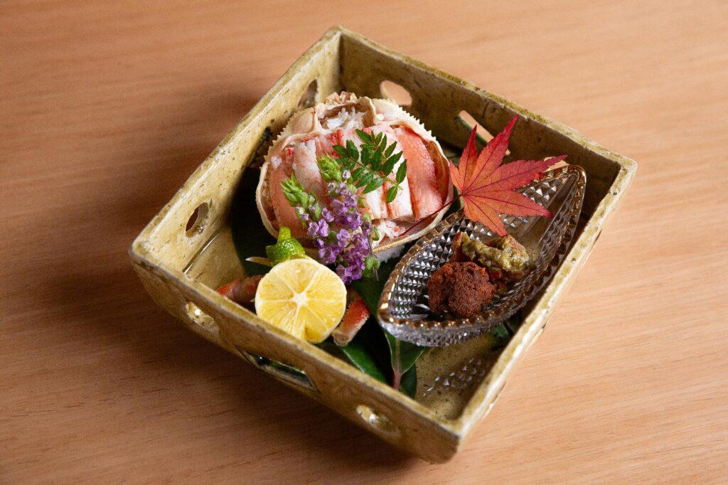 Female snow crab with tomato jelly