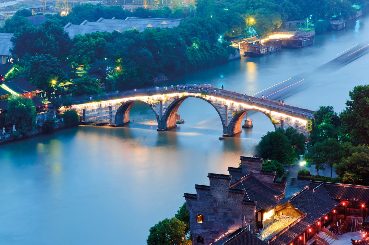 Gongcheng Bridge at Hangzhou