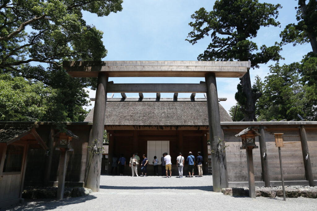 Conventionally, visitors head to Geku Shrine first, then continue on to Naiku Shrine at Ise Jingu. Photo: Visit Iseshima