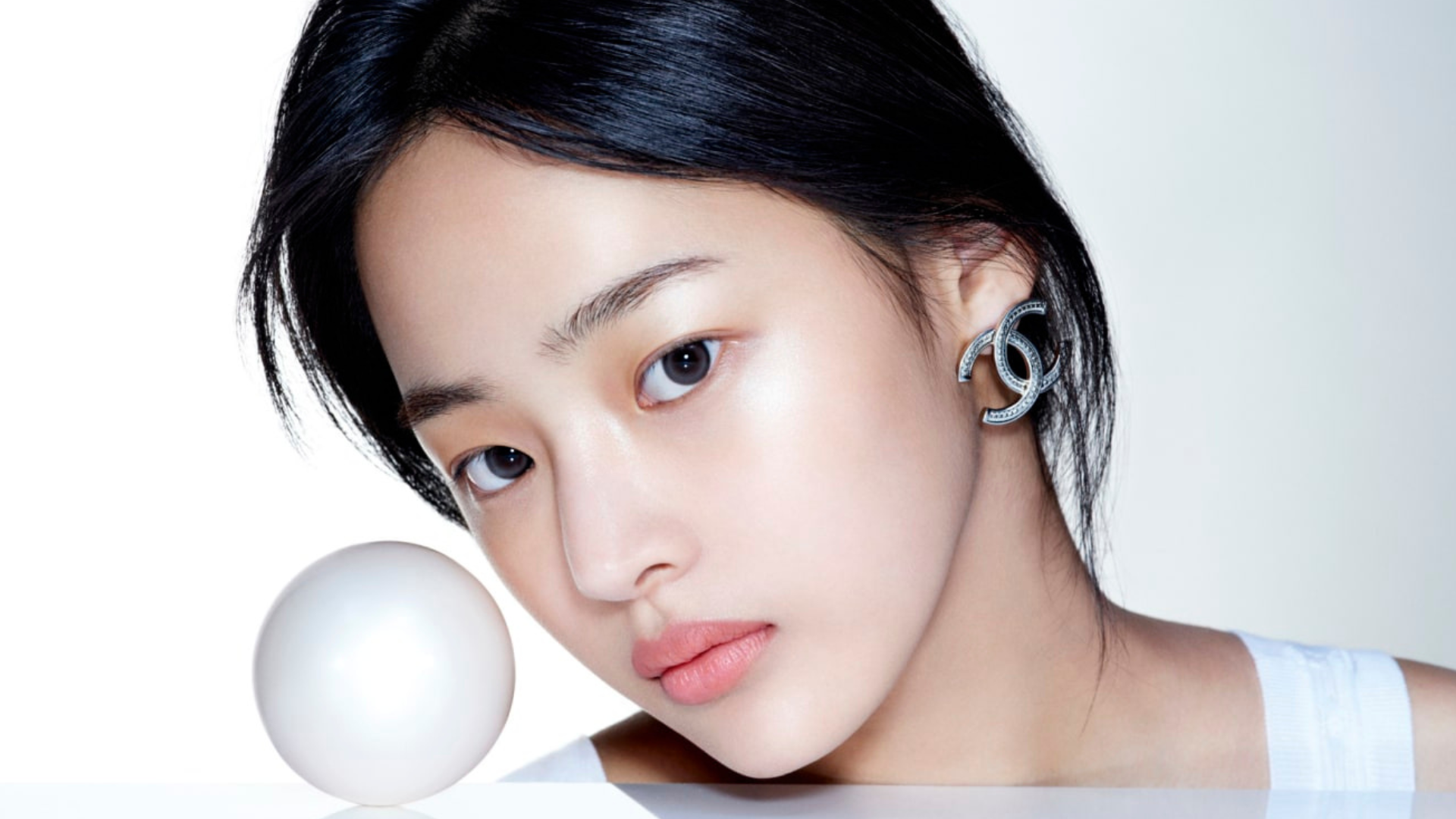 Chanel Eclat Premier La Mousse Facial Cleanser Made Us So