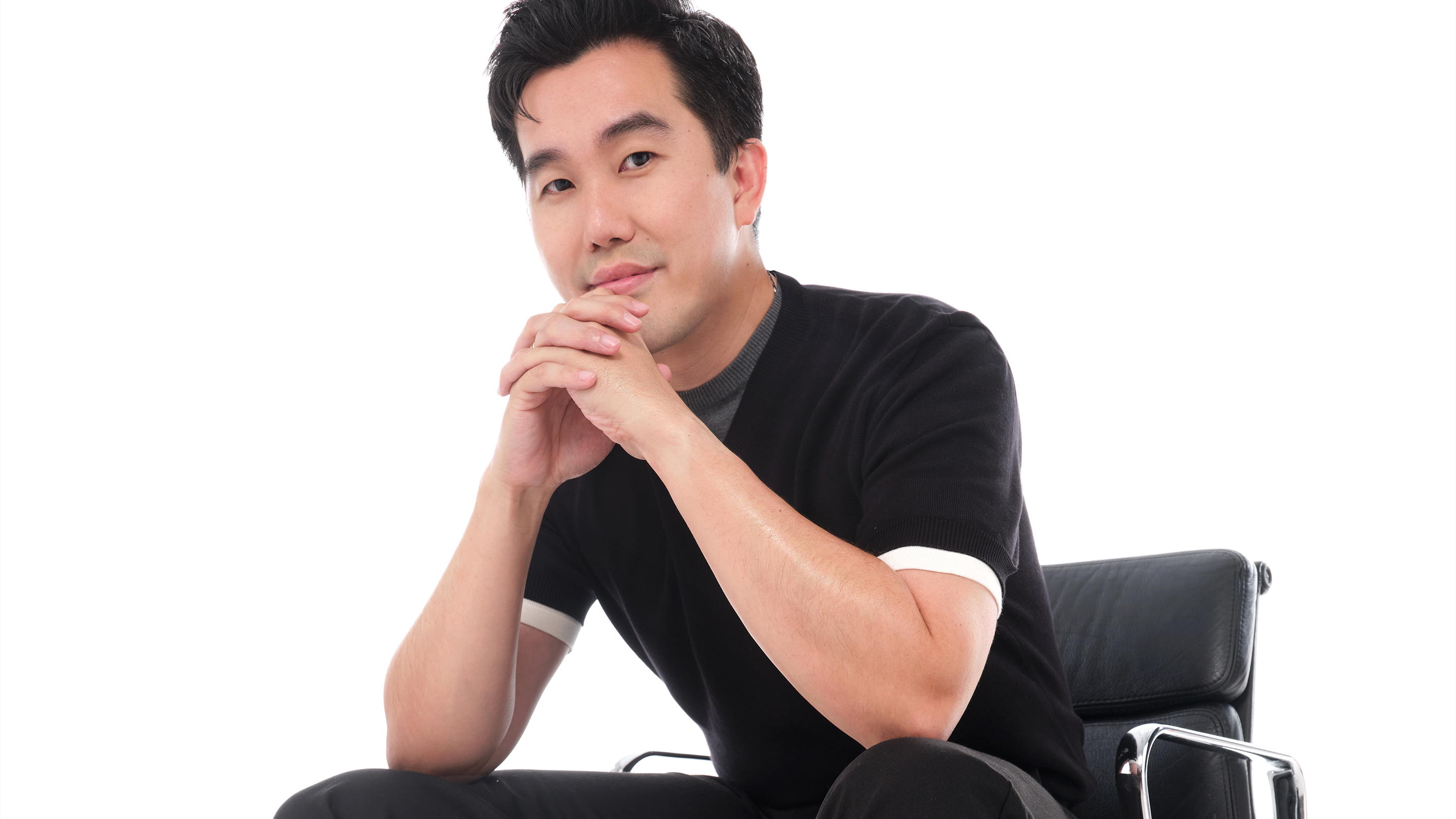 How Hustle & Bustle CEO Michael Lee Breaks Out Of Boxes: “Why Can’t It ...