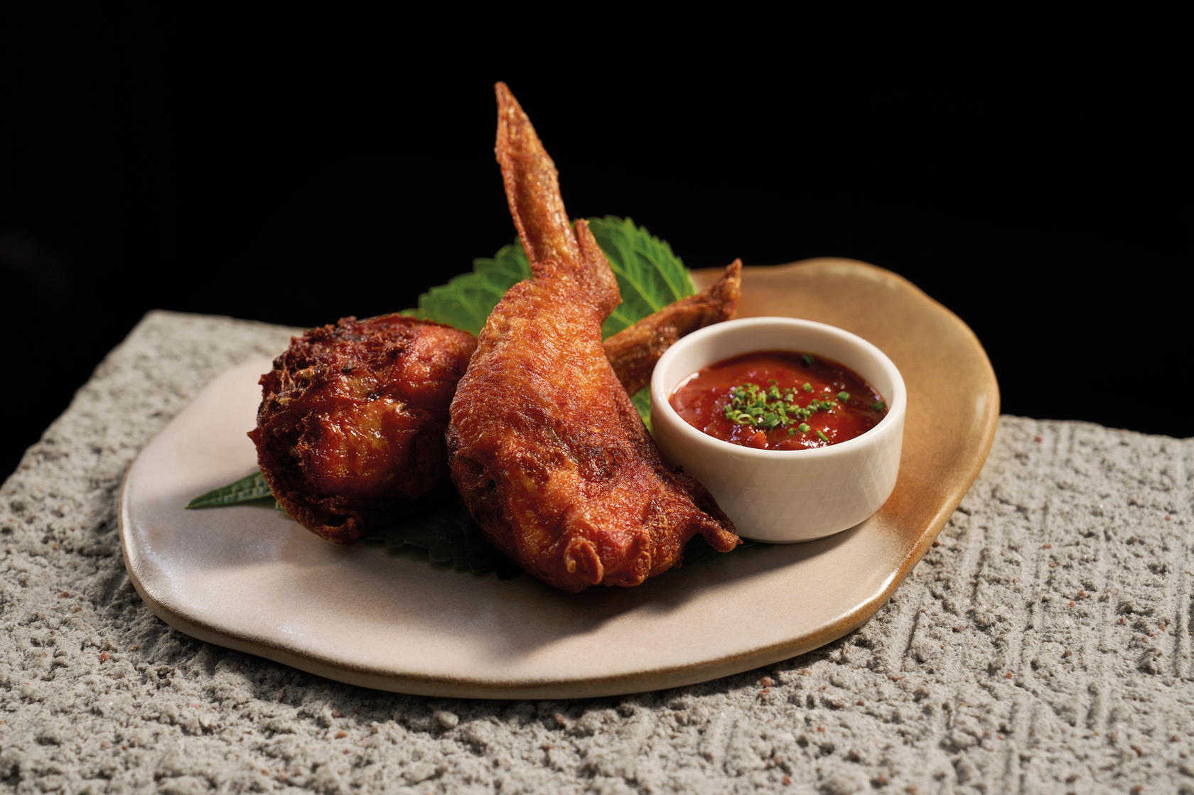 Han’s Mandu Wings are inspired by local fried chicken wings (Credit: Nae:um Group)