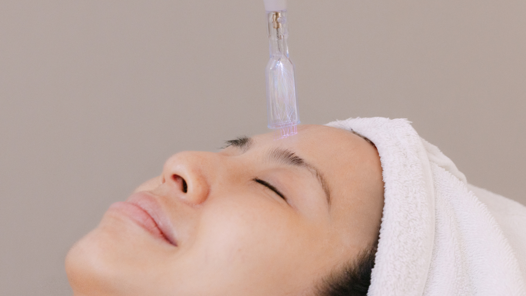 Harnessing the precision of cold plasma energy, the PlasmaGlow Ritual helps tackle concerns such as dullness and signs of ageing (Credit: Beautique)