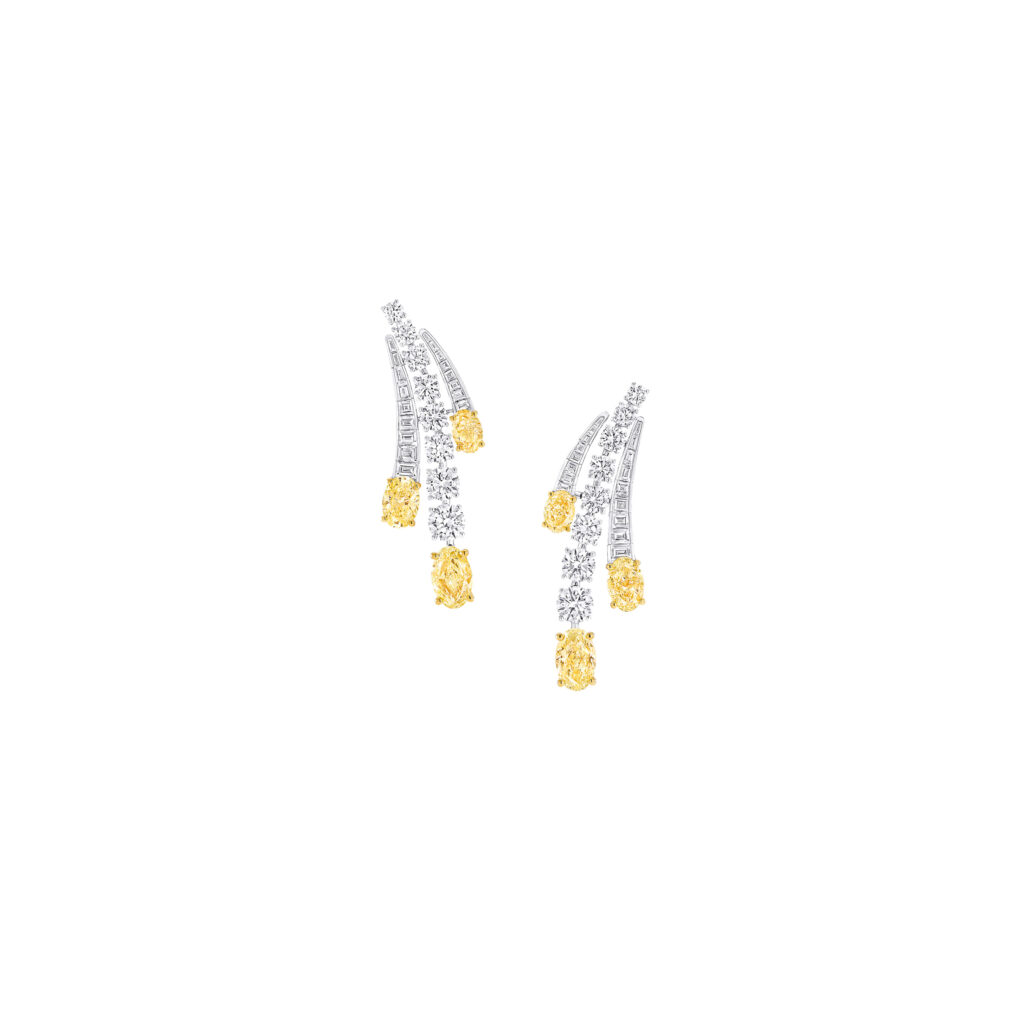 Earrings in white gold with fancy yellow diamonds and diamonds (Credit: Graff)