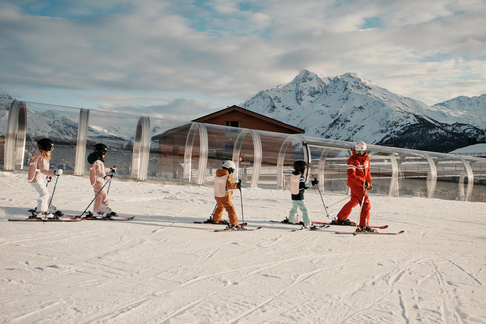 Even younger guests can partake in some skiing fun here (Credit: Club Med)