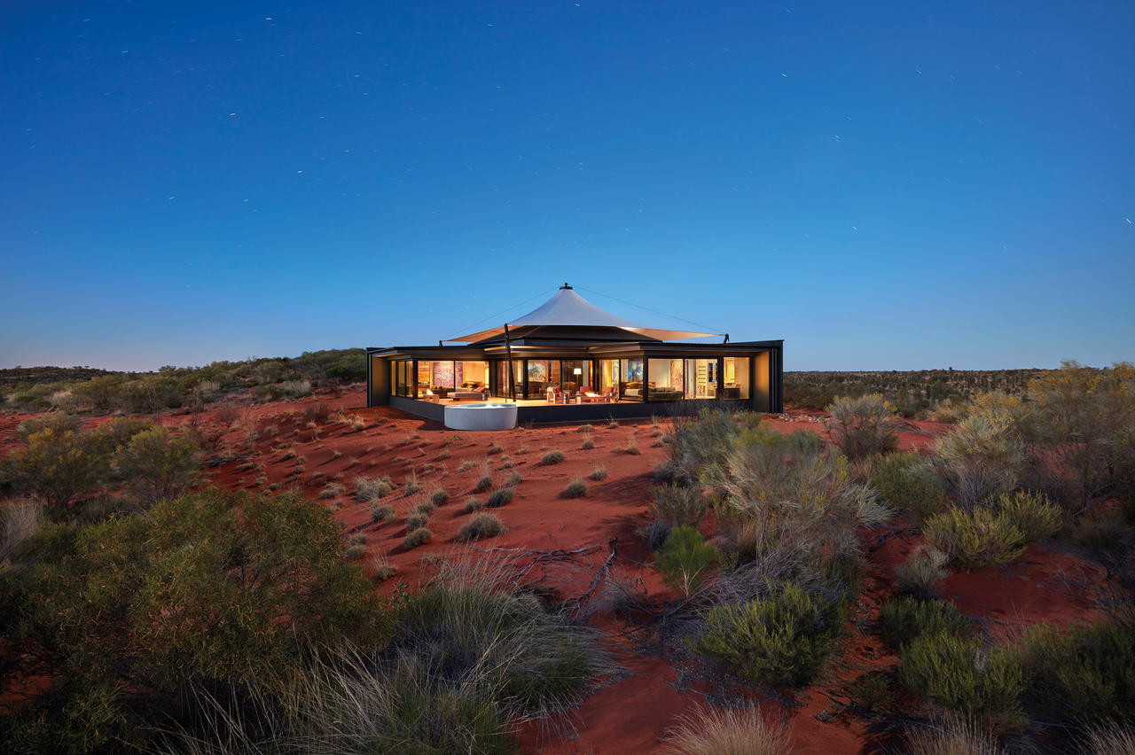 Longitude 131° is a luxury eco-lodge at the entrance to Uluru-Kata Tjuta National Park in Australia's Red Centre (Credit: Luxury Lodges Of Australia )