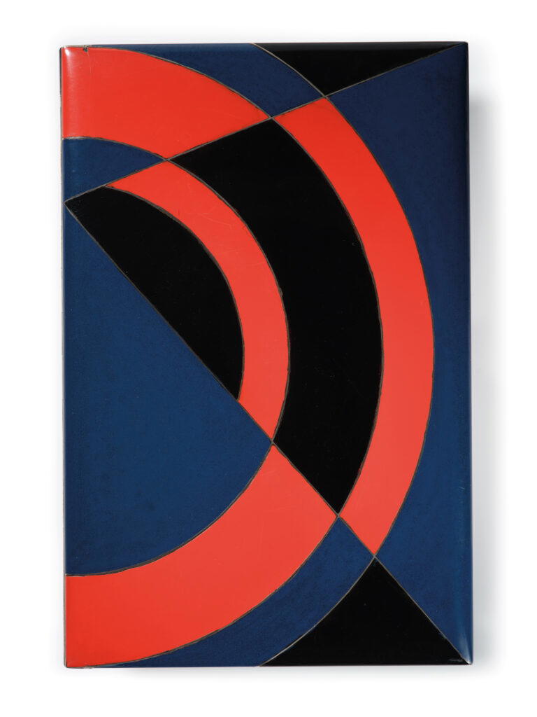 Cigarette case designed by Raymond Templier (1891-1968) and manufactured by Jean Trotain (Credit: Les Arts Décoratifs/Jean Tholance)