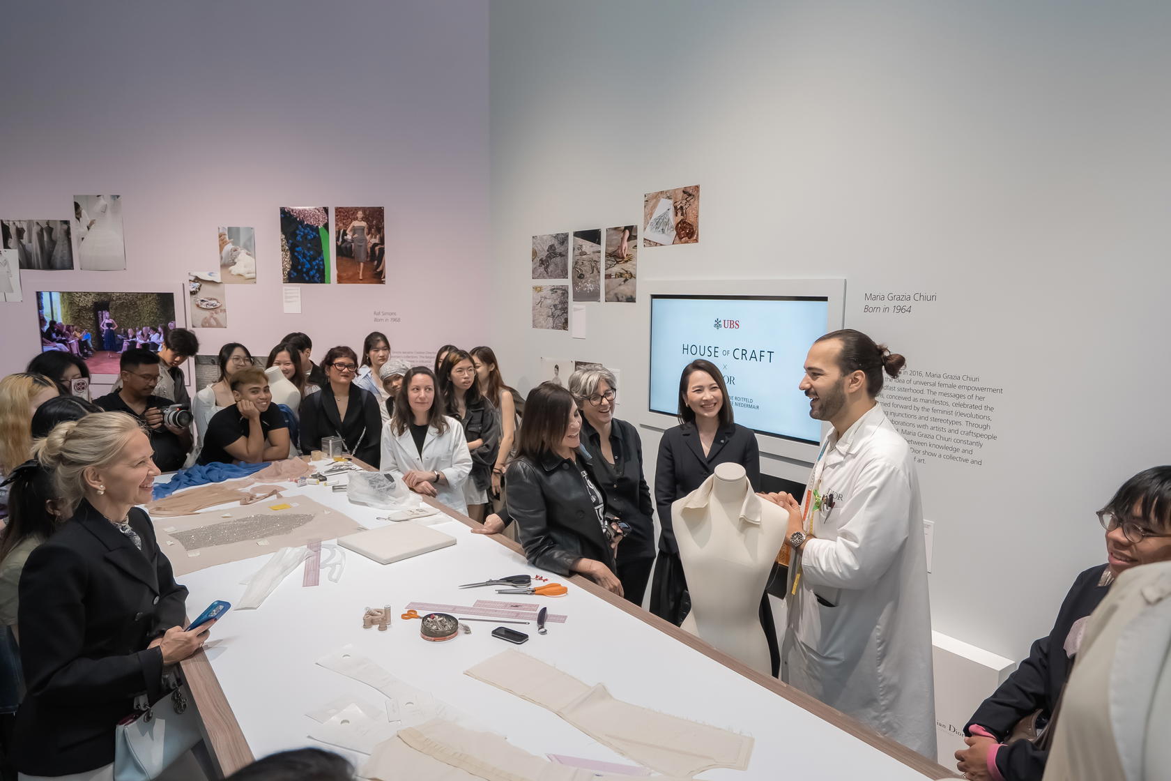 UBS hosted nearly 50 students from LaSalle College of the Arts and Nanyang Academy of Fine Arts at UBS House of Craft x Dior exhibition (Credit: UBS House of Craft X Dior)