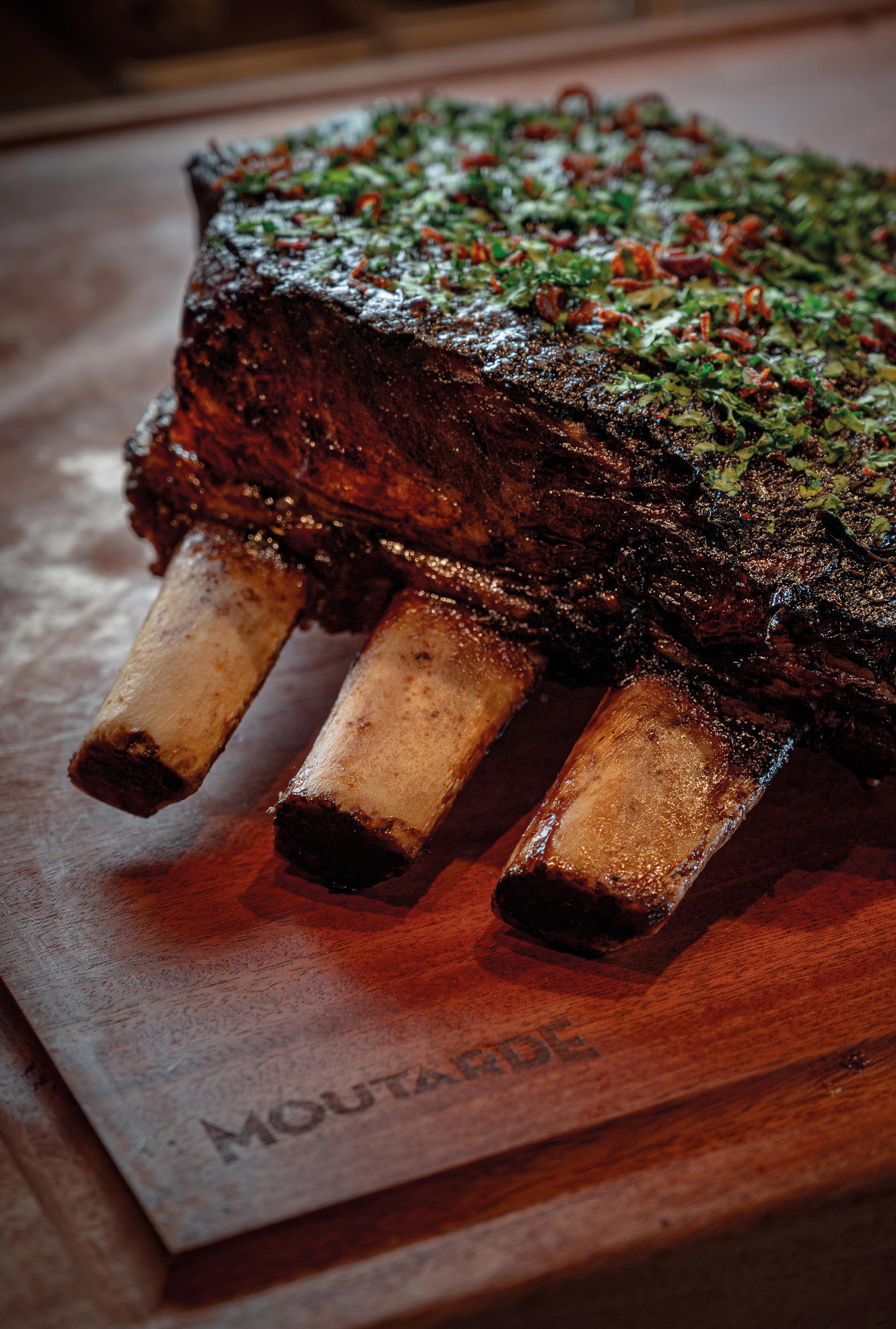 The Singapore Black Pepper Long Short Rib is smoky outside and deliciously juicy inside (Credit: Resorts World Sentosa)