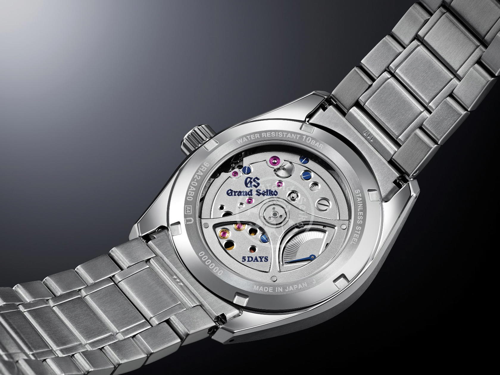 Calibre 9RA2 has an accuracy rate of ±10 seconds per month (Credit: Grand Seiko)
