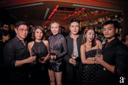 Camaraderie and celebration among members of Vanta: (from left) Andy Goh, Marilyn Lum, Wendy Long, Auston Cai, Niki Han, and Ian Soh