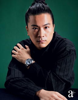 Paul Lee wears the Grand Seiko SLGC007 from the Evolution 9 Collection (Credit: Mun Kong. )