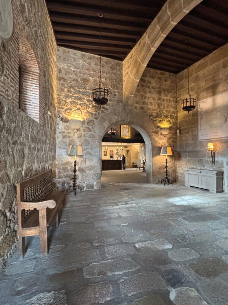 The foyer and reception of Parador de Plasencia (Credit: Kalpana Sunder)