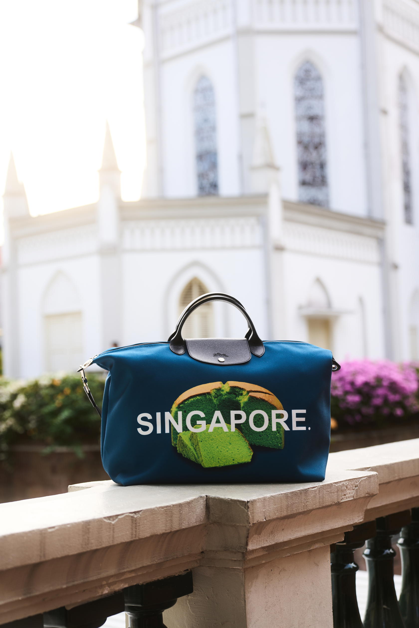 Le Pliage du Monde Singapore edition features a playful pandan cake motif (Credit: Longchamp)