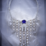 Chanel Imprimé lion necklace