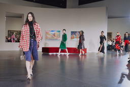 Chanel’s reprise of its Métiers d’Art 2026 show unfolded at the Centre Pompidou Hanwha in Seoul (Credit: Chanel)