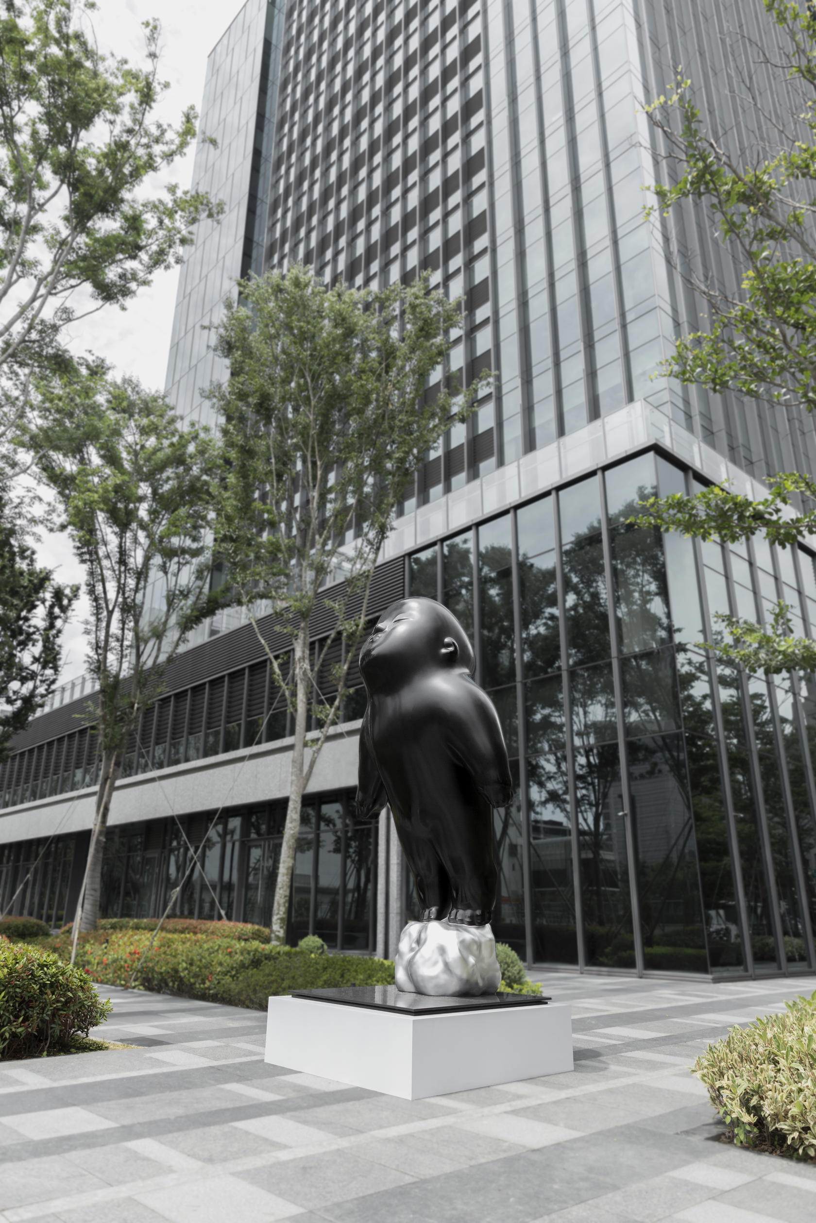Sky sculpture by Li Chen