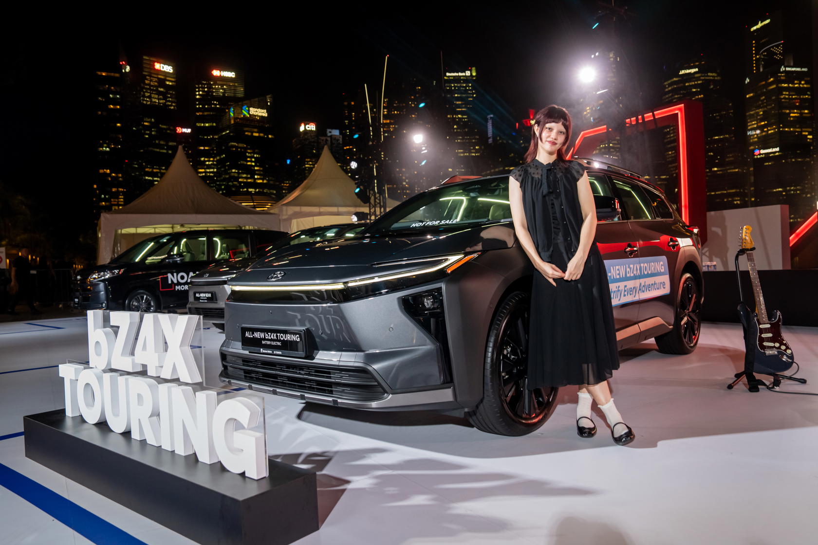 Shye recorded everything she could while in the Toyota bZ4X, including opening and closing the windows (Credit: Borneo Motors Singapore)