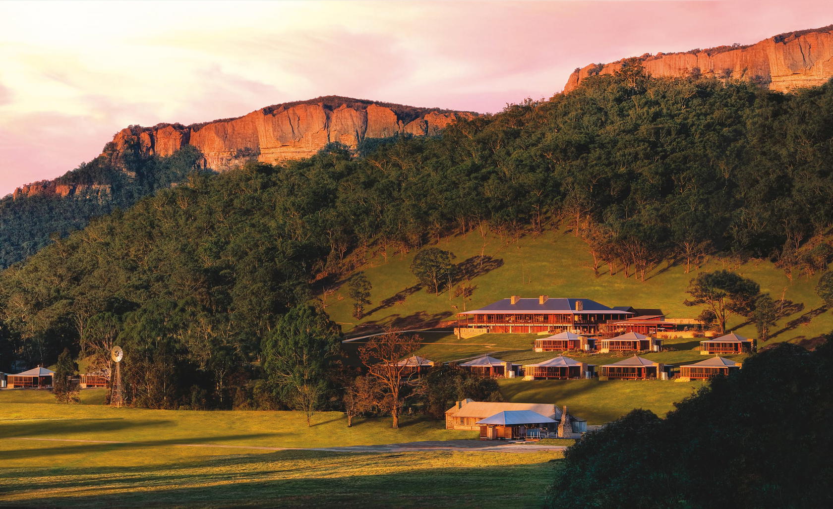 Emirates Wolgan Valley, A Ritz-Carlton Lodge (Credit: Emirates)