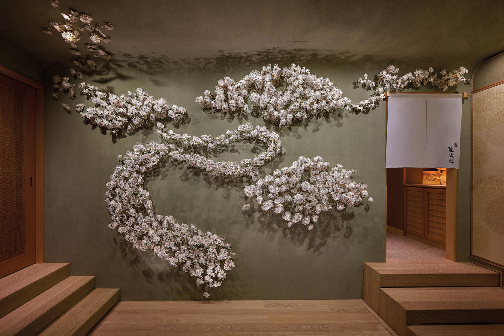Wanda Barcelona’s wall installation for Sushi Ryujiro Singapore (Credit: Sushi Ryujiro)