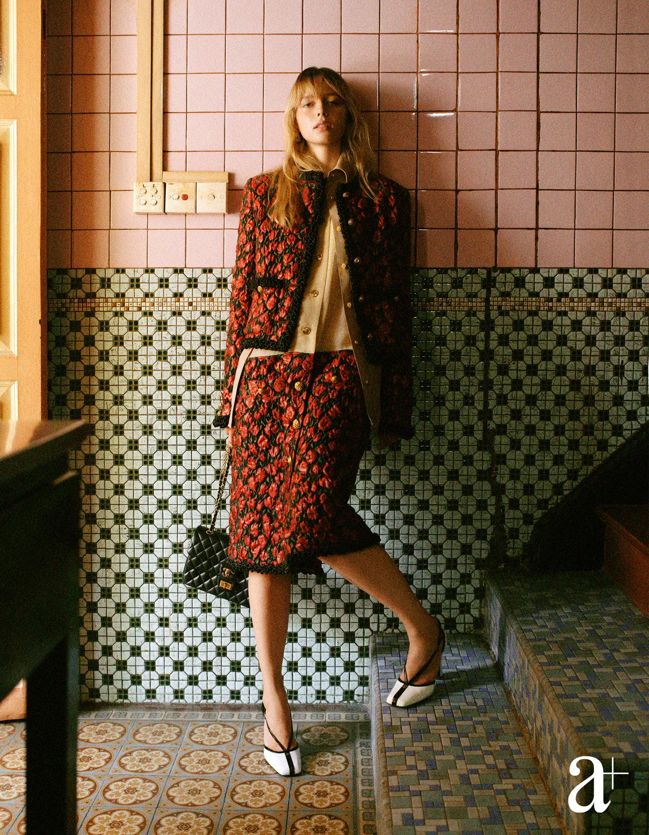Lurex tweed jacket, linen and lurex tweed dress, lambskin double flap bag, and patent calfskin heels, all from Chanel
Photo: Stefan Khoo