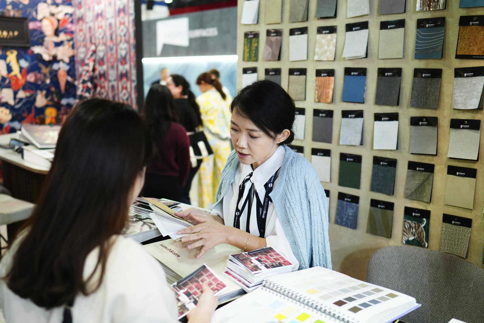Design professionals explore materials, finishes, and solutions (Credit: FIND – Design Fair Asia)
